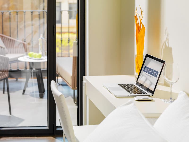 H10 Urquinaona Plaza Hotel - Adults Only 3