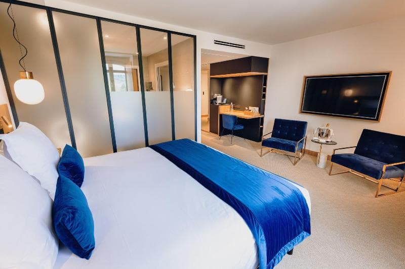 Hostellerie Le Cedre 4