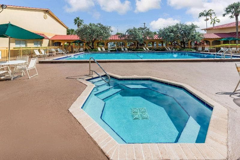 La Quinta by Wyndham Fort Lauderdale Pompano Beach 4