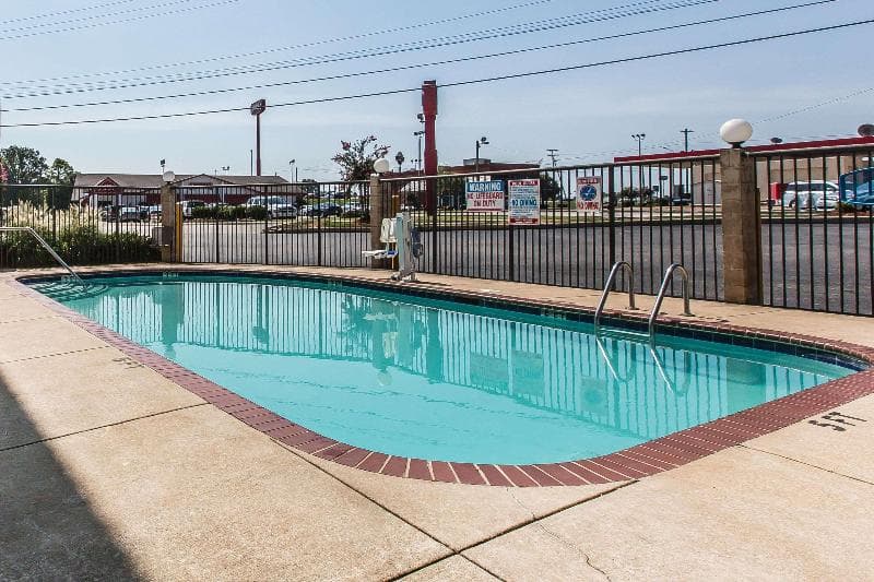 Comfort Inn & Suites Hamilton Place 3