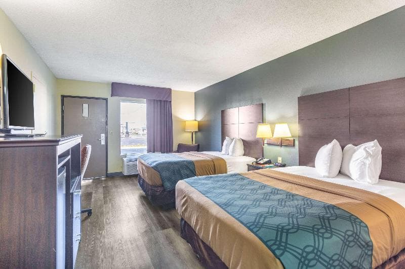 Econo Lodge And Suites Clarksville 4