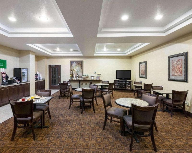 Comfort Inn & Suites Regional Medical Center 3