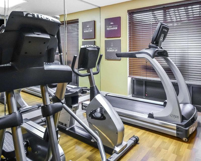 Comfort Suites Tampa - Brandon photo 1