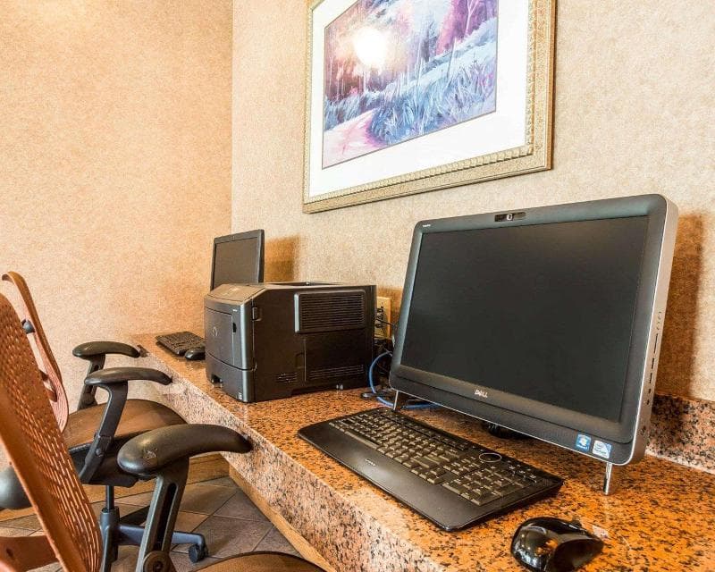 Econo Lodge Riverside photo 1