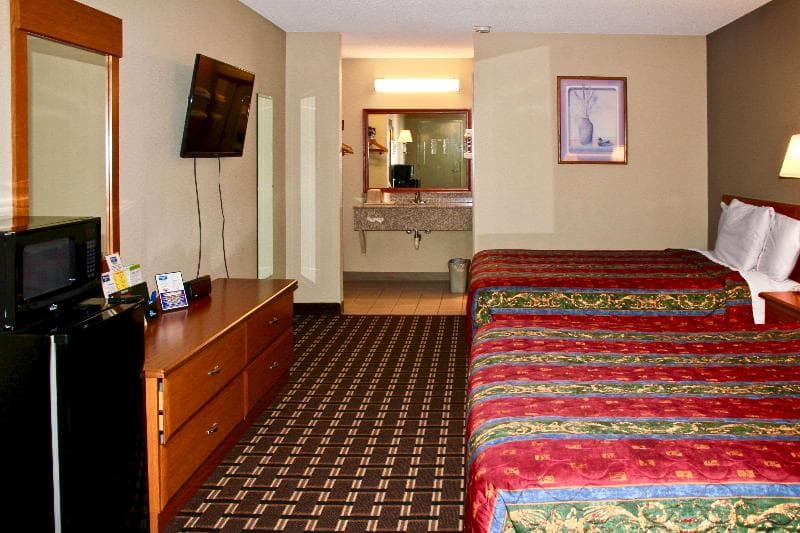 Rodeway Inn University Area 5