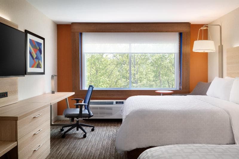 Holiday Inn Express Canton - Potsdam 5