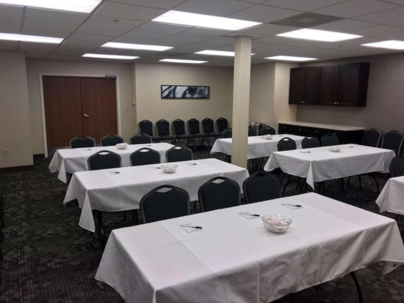 Best Western Dothan Inn & Suites photo 1