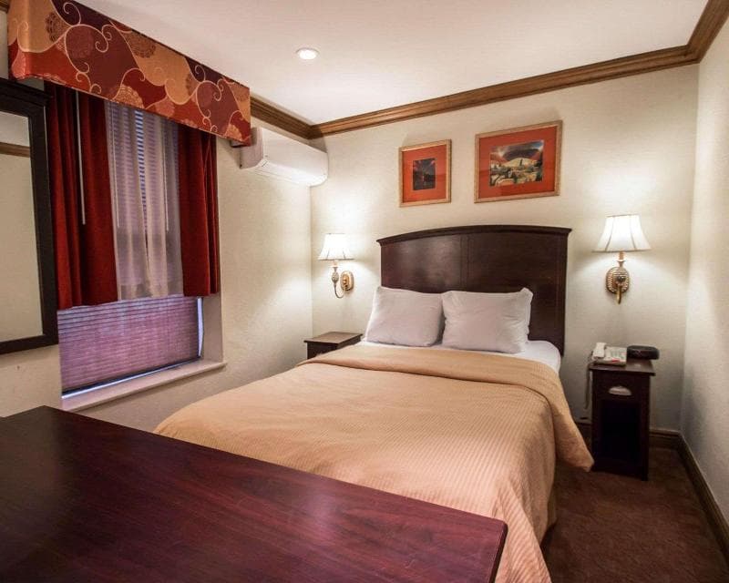 Clarion Hotel Park Avenue 3