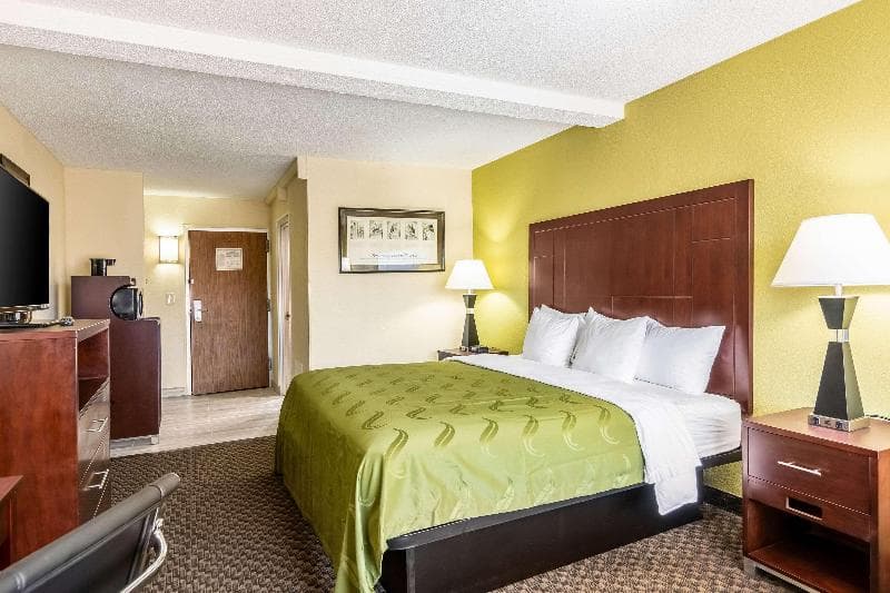 Clarion Hotel Central 4
