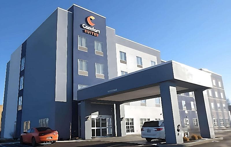 Comfort Suites 5