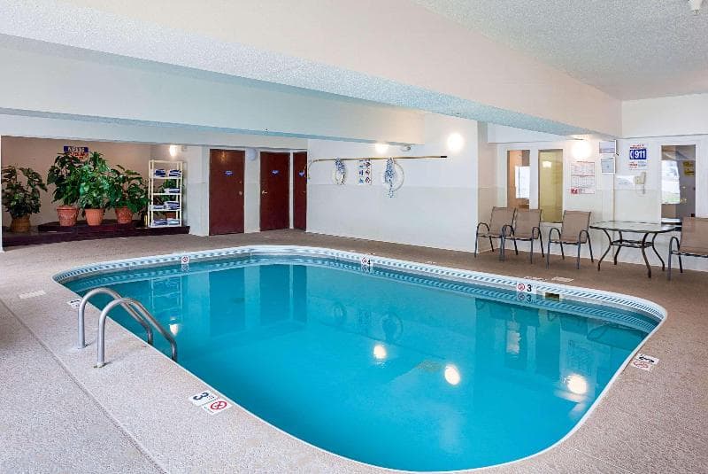 Comfort Inn 3