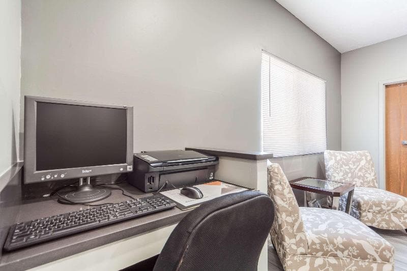 Quality Inn And Suites Omaha photo 1
