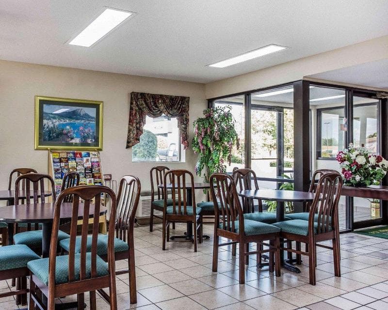 Quality Inn & Suites Stockbridge Atlanta South I-75 5