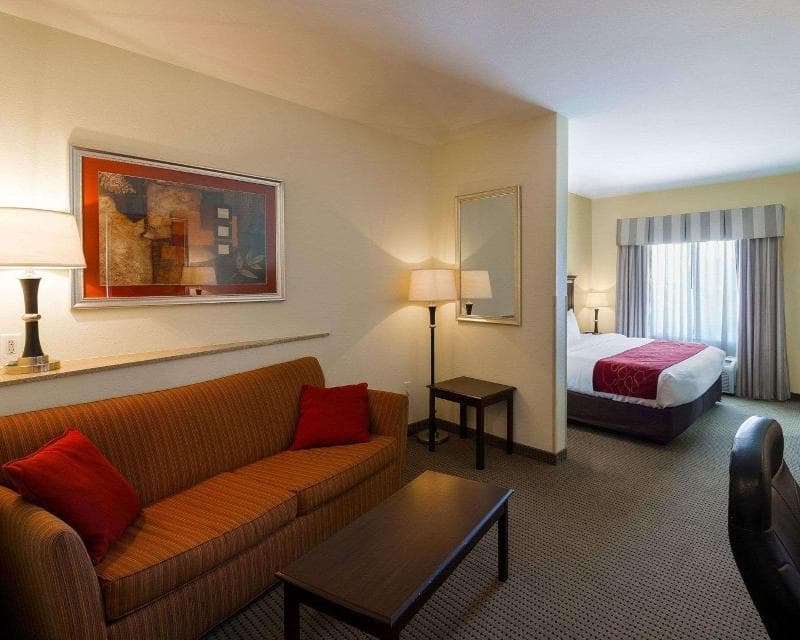 Comfort Suites University Abilene photo 1