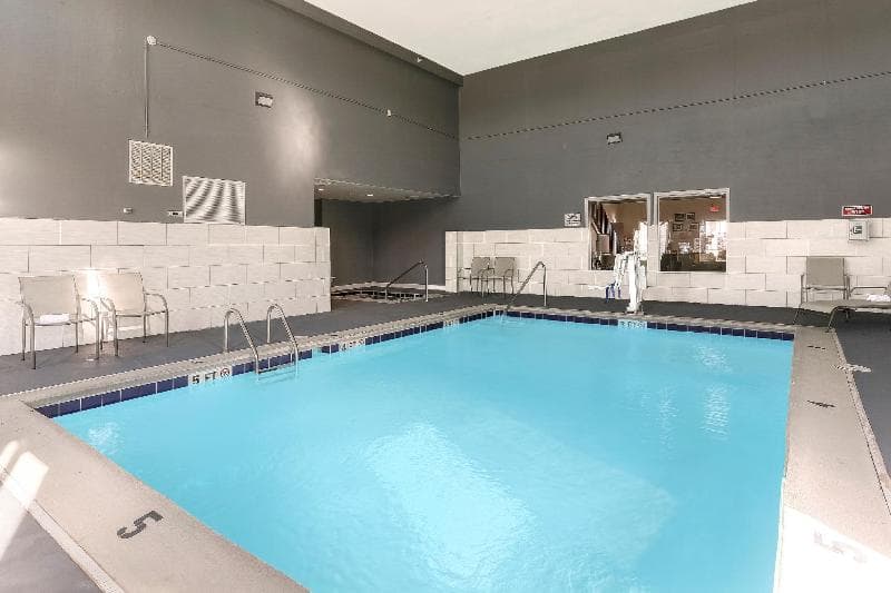 Baymont by Wyndham Bowling Green 5