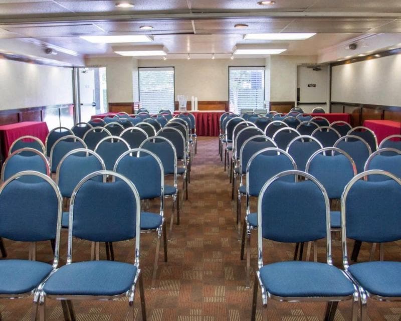 Quality Inn Riverside Near UCR And Downtown 4