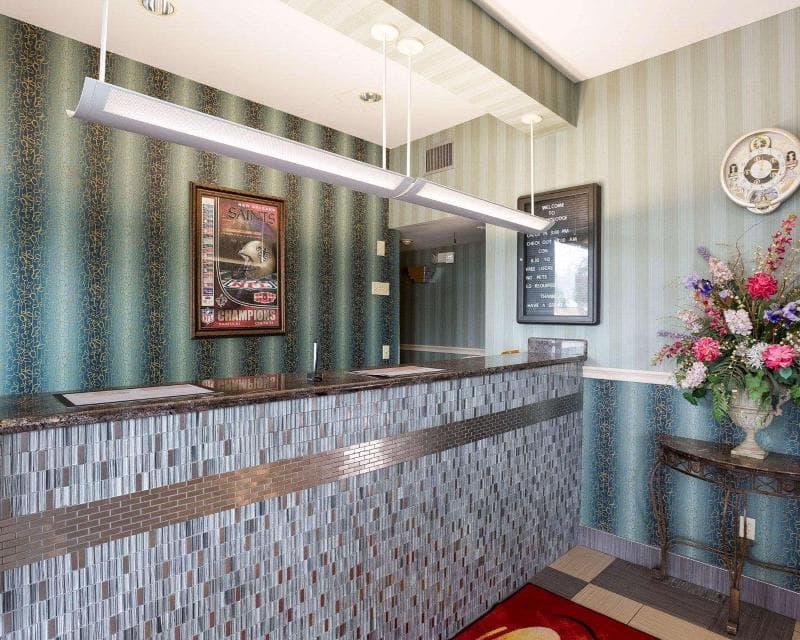 Rodeway Inn & Suites 2