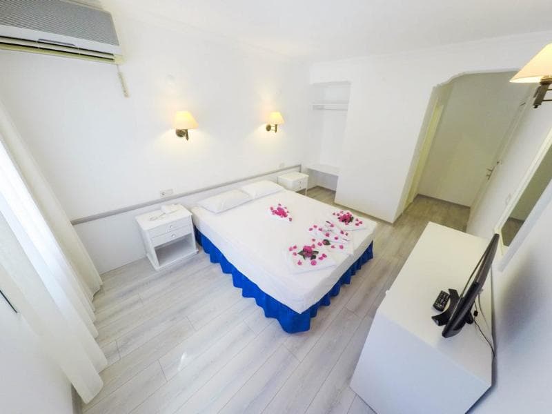 The Hello Hotel 5