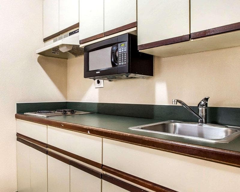 Suburban Extended Stay Hotel Augusta 5