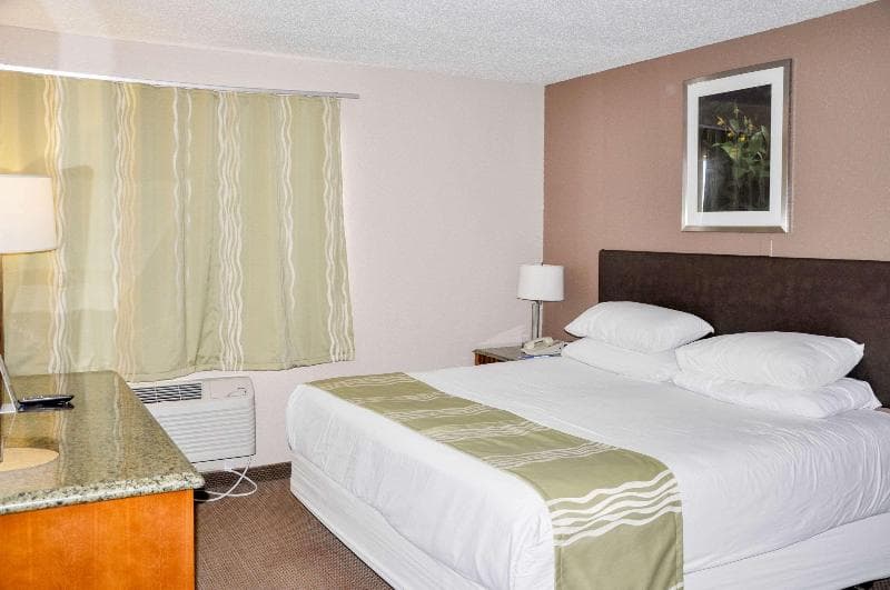 Rodeway Inn Fargo 3