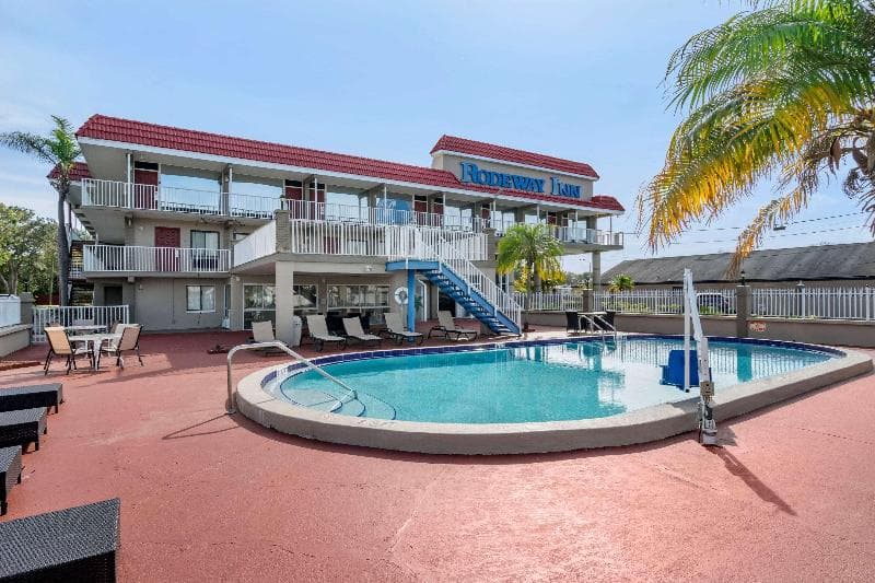 Rodeway Inn Clearwater 3