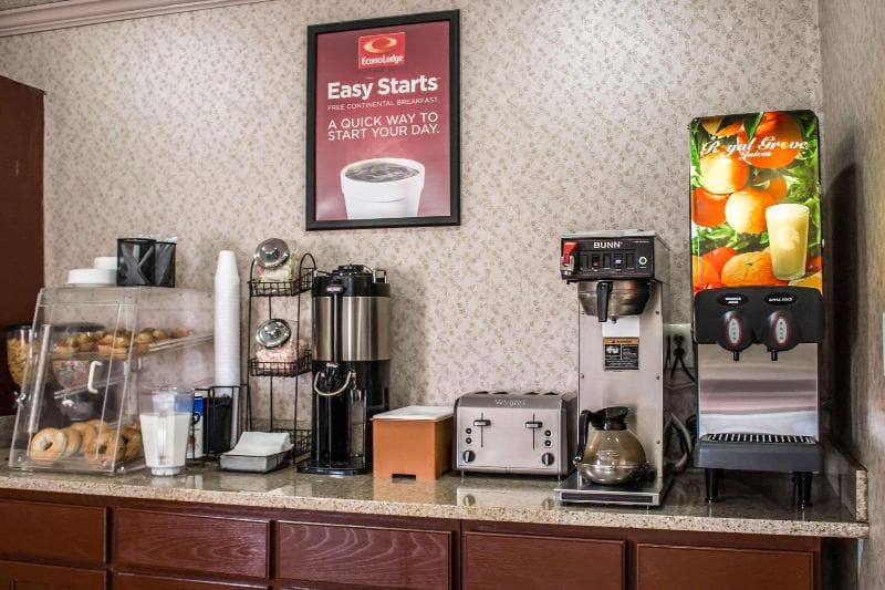 Econo Lodge photo 1