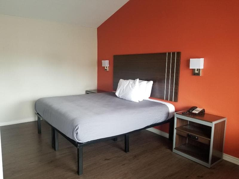 Econo Inn Lackland AFB-Seaworld photo 1