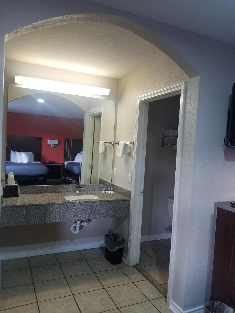 Econo Inn Lackland AFB-Seaworld 4