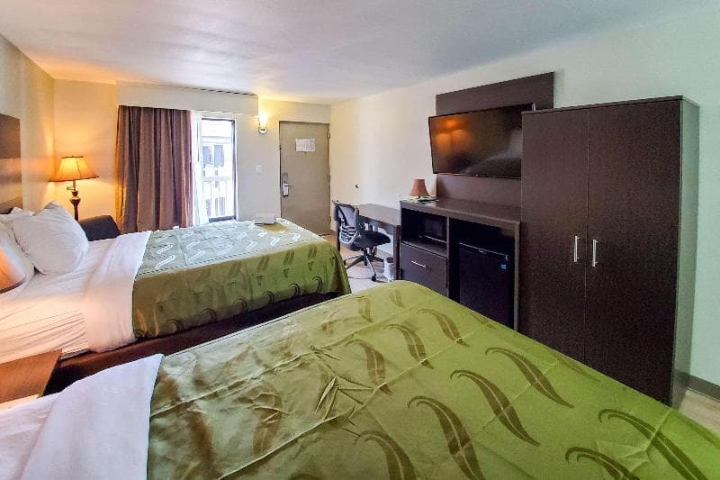 Quality Inn & Conference Center 4