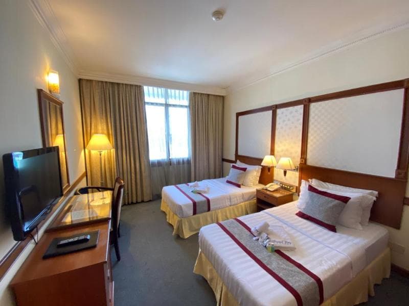 Grand City Hotel 4