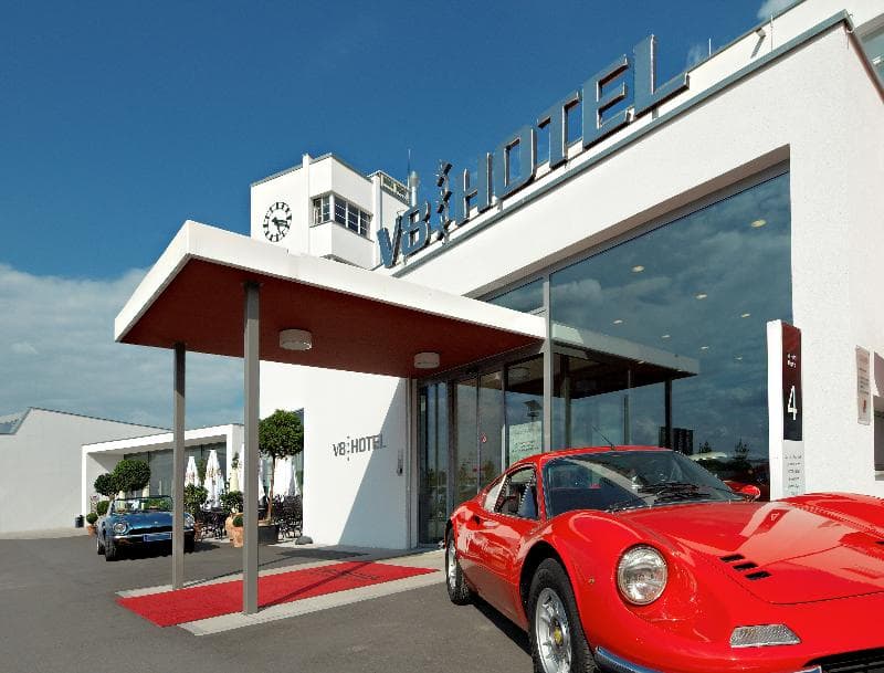 V8 Hotel Classic Motorworld Region Stuttgart photo 1