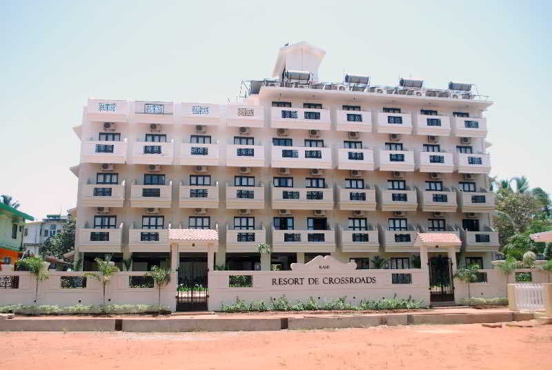 Resort de Crossroads main
