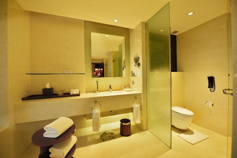 Crowne Plaza Kochi 5