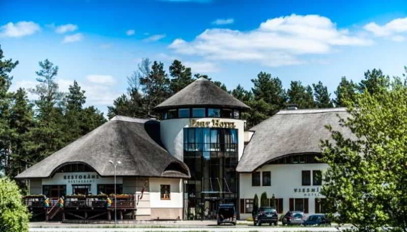 Port Hotel main