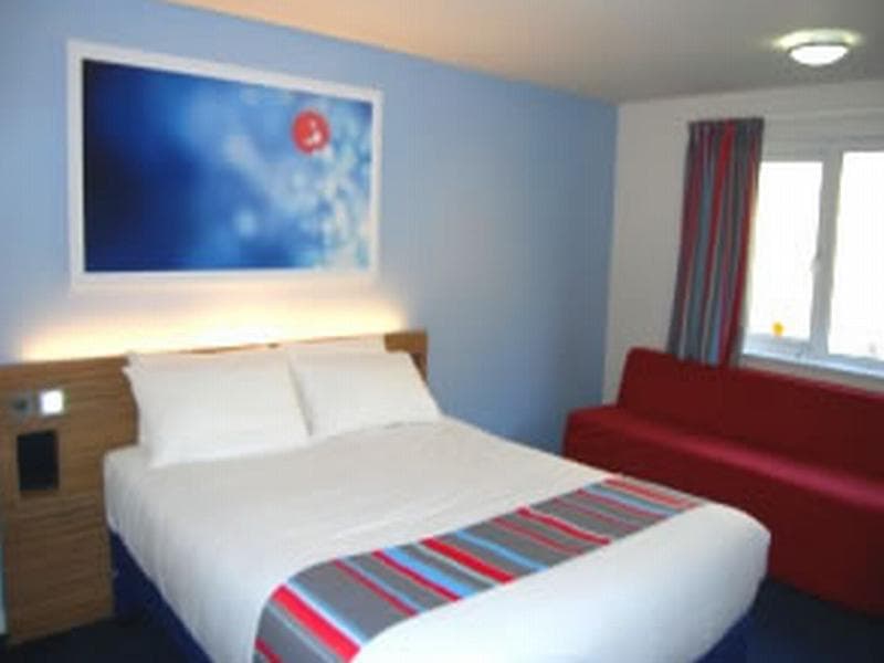 Travelodge Manchester Salford Quays 3