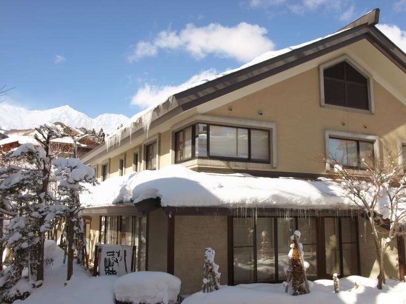 Nagano Hakuba Onsen Ryokan Shirouma-so 3