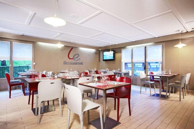Kyriad Direct Evreux 4