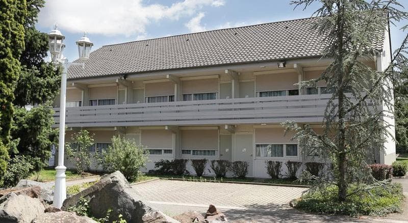 Hôtel Campanile Strasbourg – Lingolsheim 2