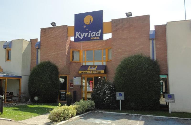 Kyriad Chantilly photo 1