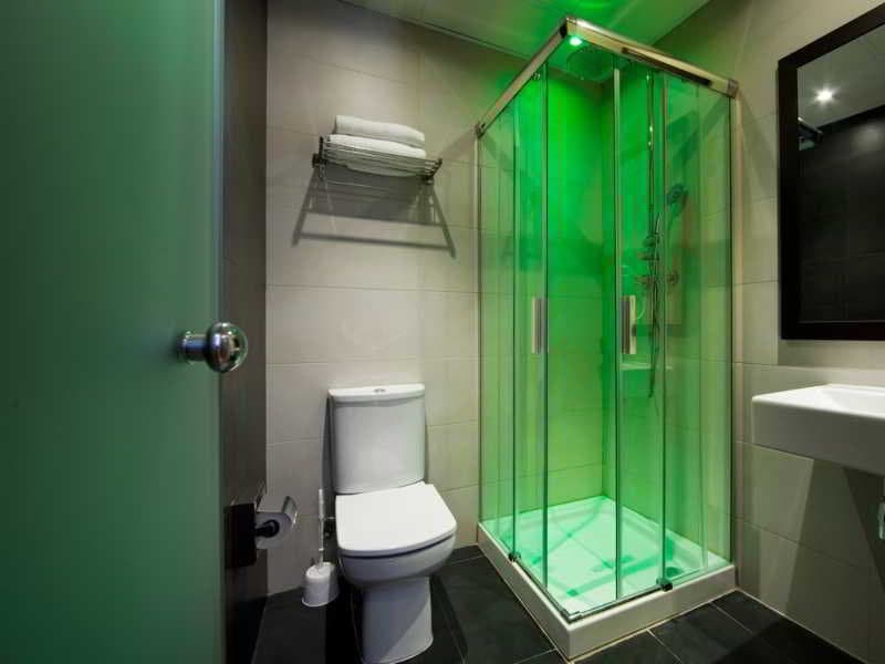 BCN Ramblas Hostal (Adults only) 4