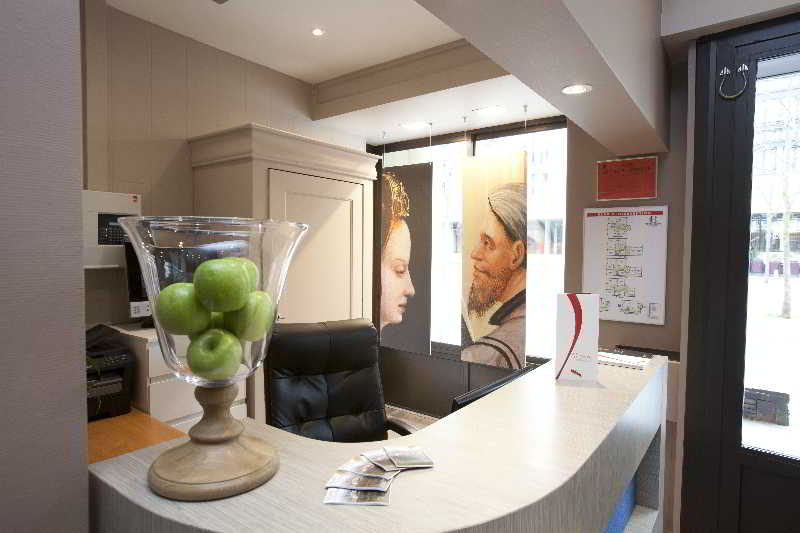 Hôtel Cecyl main