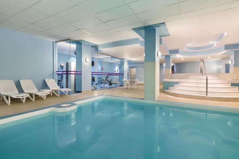 Coast Edmonton Plaza Hotel by APA 5