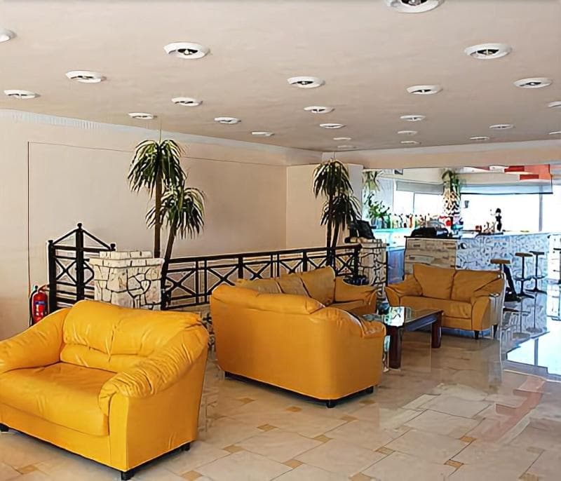 Aloha Hotel main