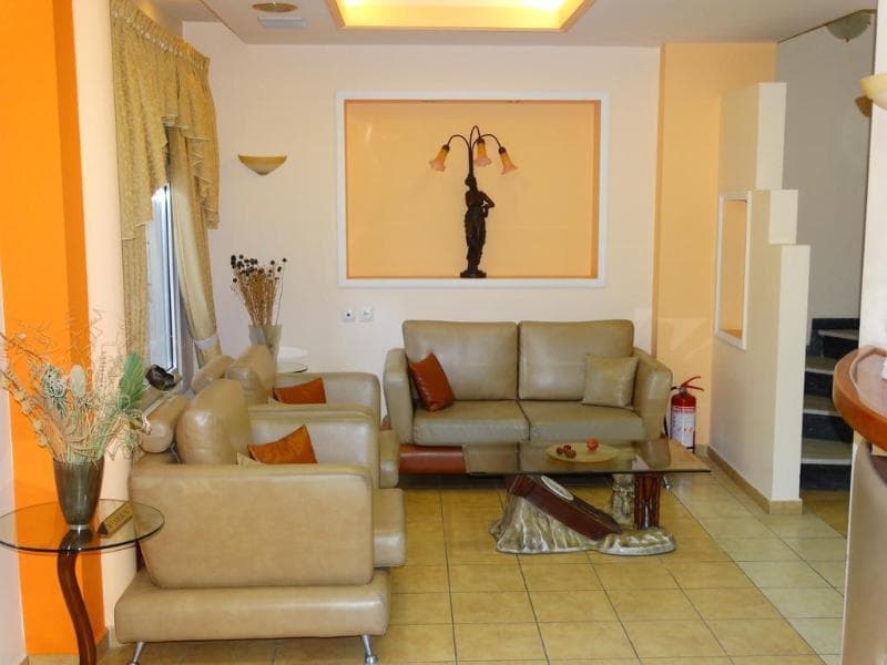 Faros 2 photo 1