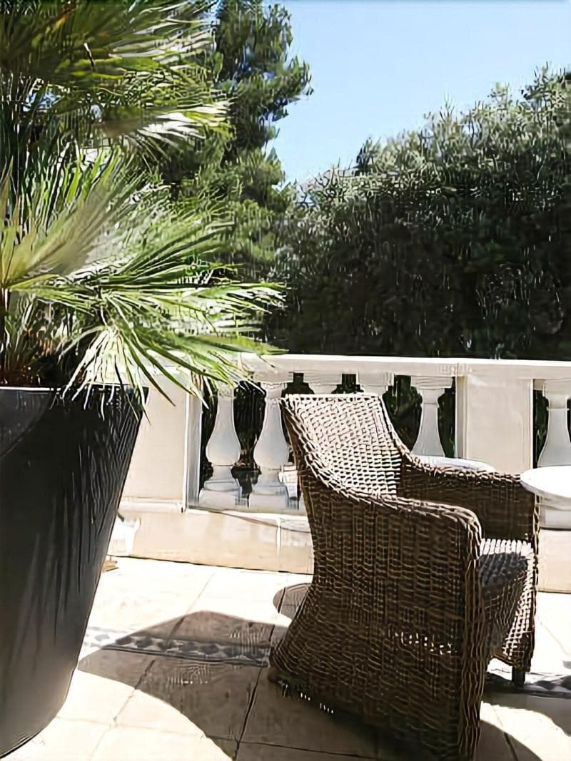Hotel De Monaco 4