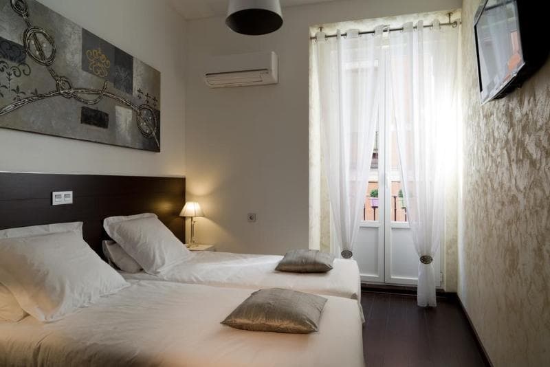 THC Latina Hostel 3