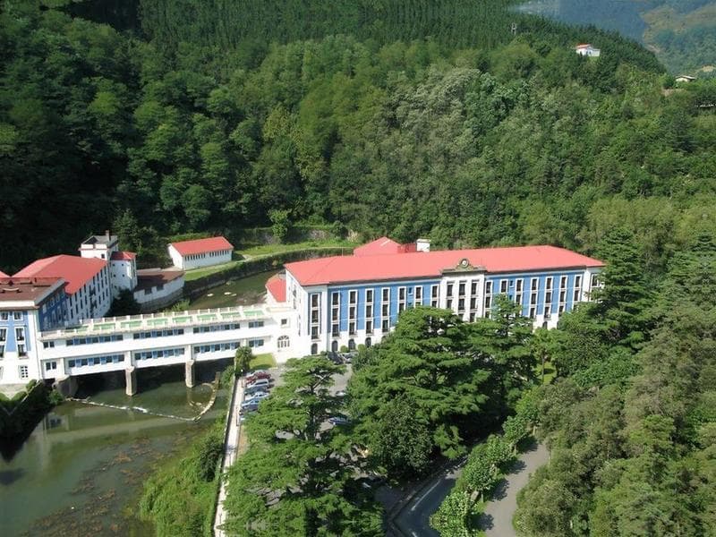 Balneario De Cestona main