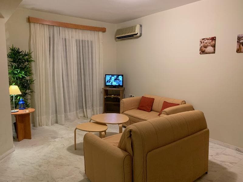 Sea Breeze Beis Apts 5