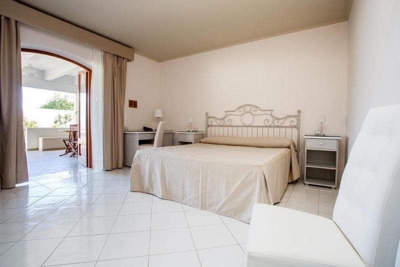 Hotel Tritone Lipari 5