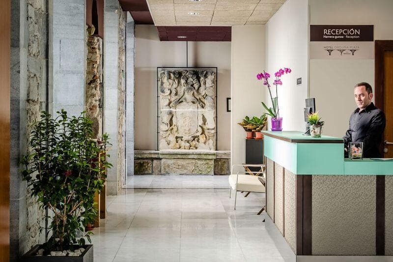 Hotel Balneario Orduña Plaza 4